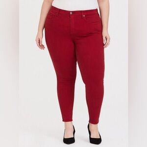 Torrid Sky High Skinny Jean - Premium Stretch Red Size 14R
